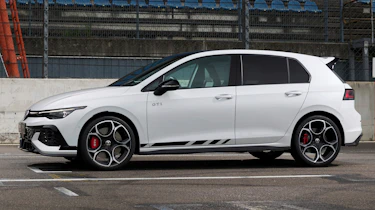 Golf GTI Clubsport - side profile