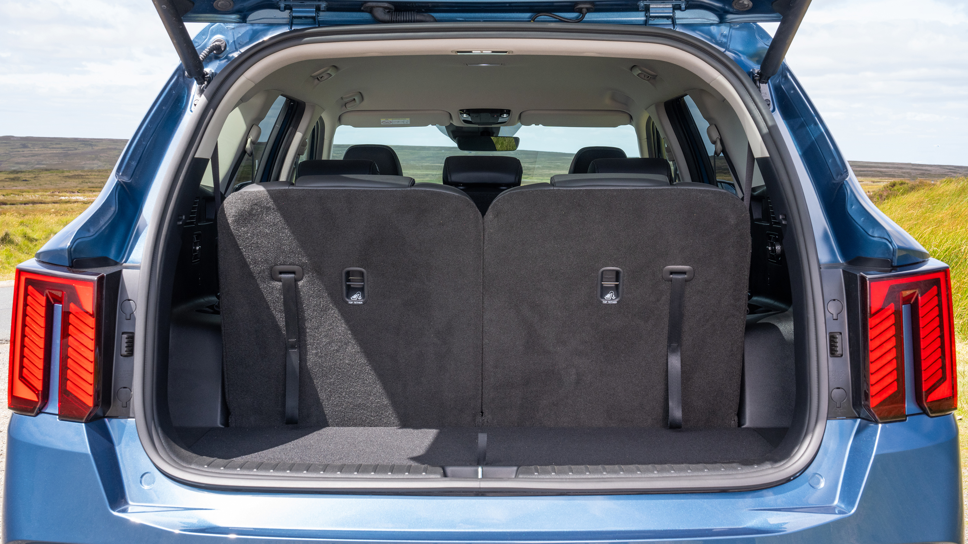 Kia Sorento diesel 2024 boot seats up