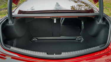 New Mercedes CLE 300 e - boot