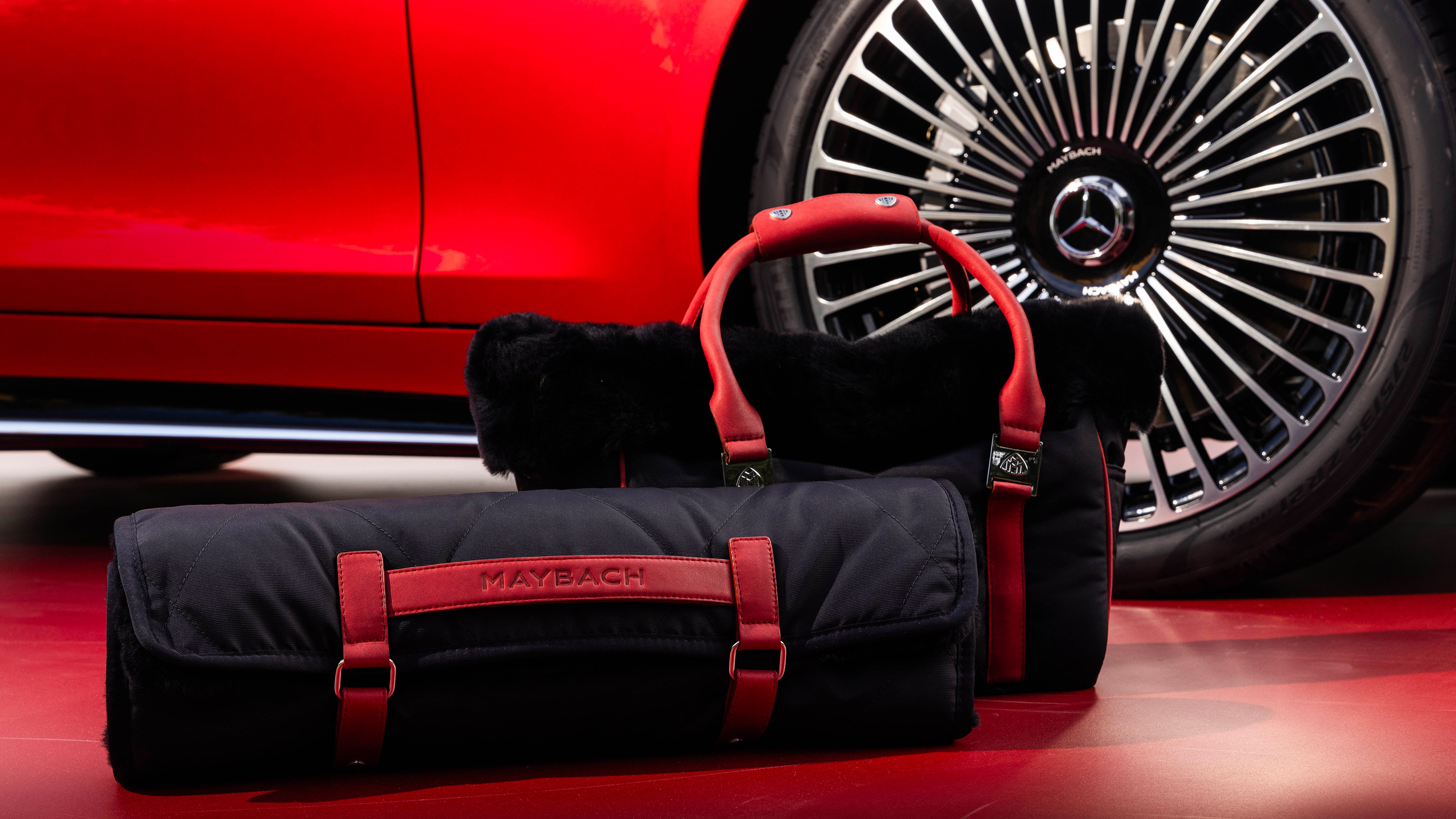 Mercedes-Maybach SL - luggage