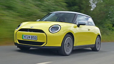 MINI Cooper E - front tracking