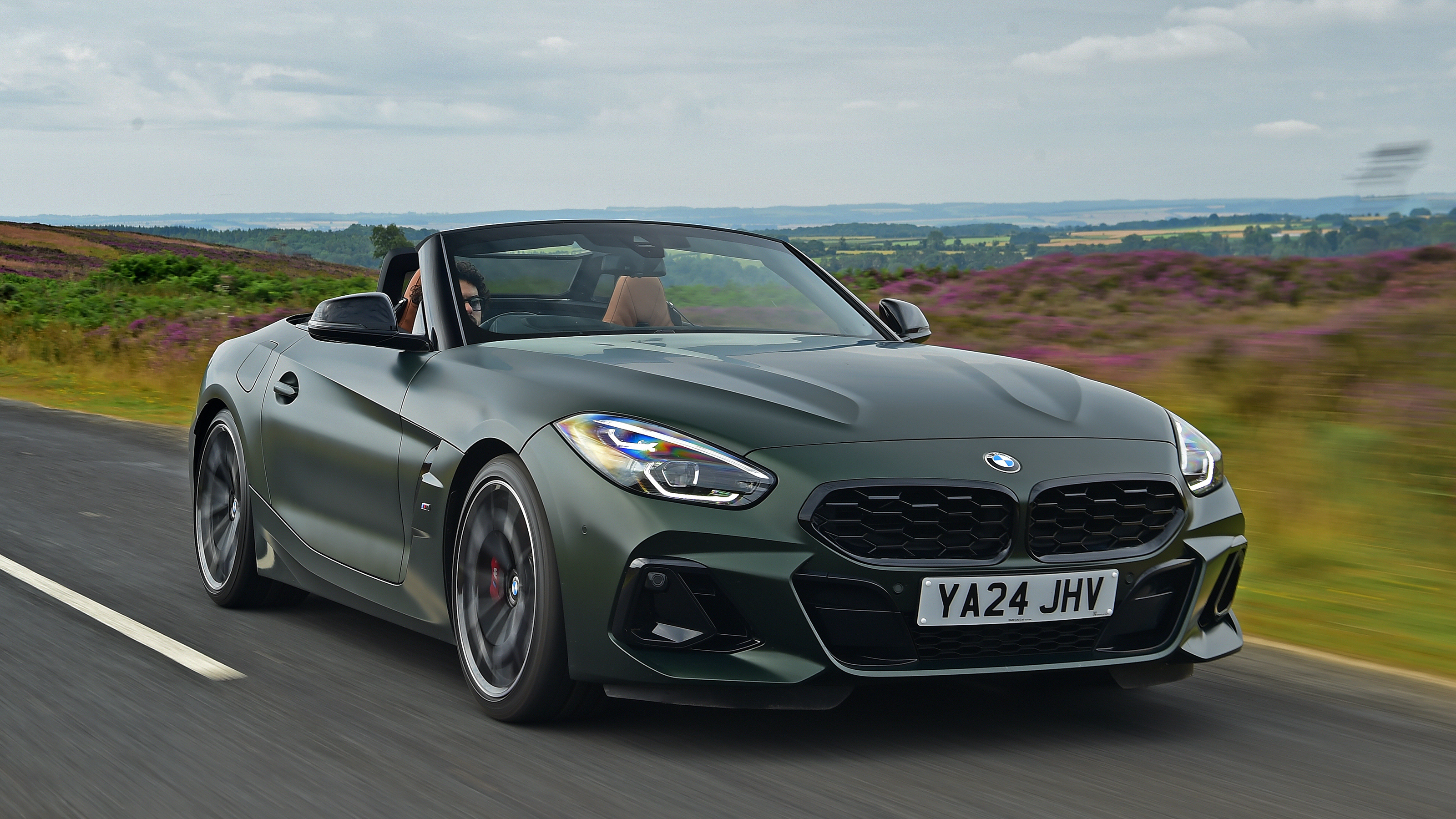 BMW Z4 - front tracking 