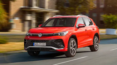 New Volkswagen Tiguan R-Line - front tracking