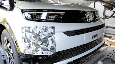 New facelifted Vauxhall Mokka spy shot - front grille