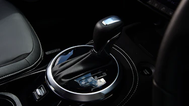 Nissan Juke - centre console