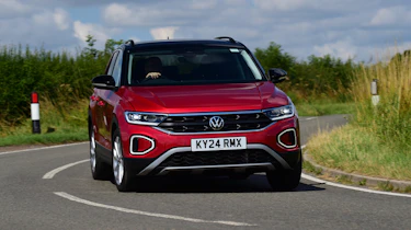 Volkswagen T-Roc - front cornering