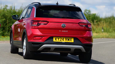 Volkswagen T-Roc - rear cornering