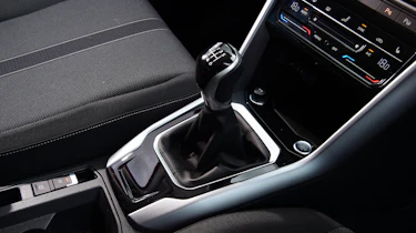 Volkswagen T-Roc - centre console