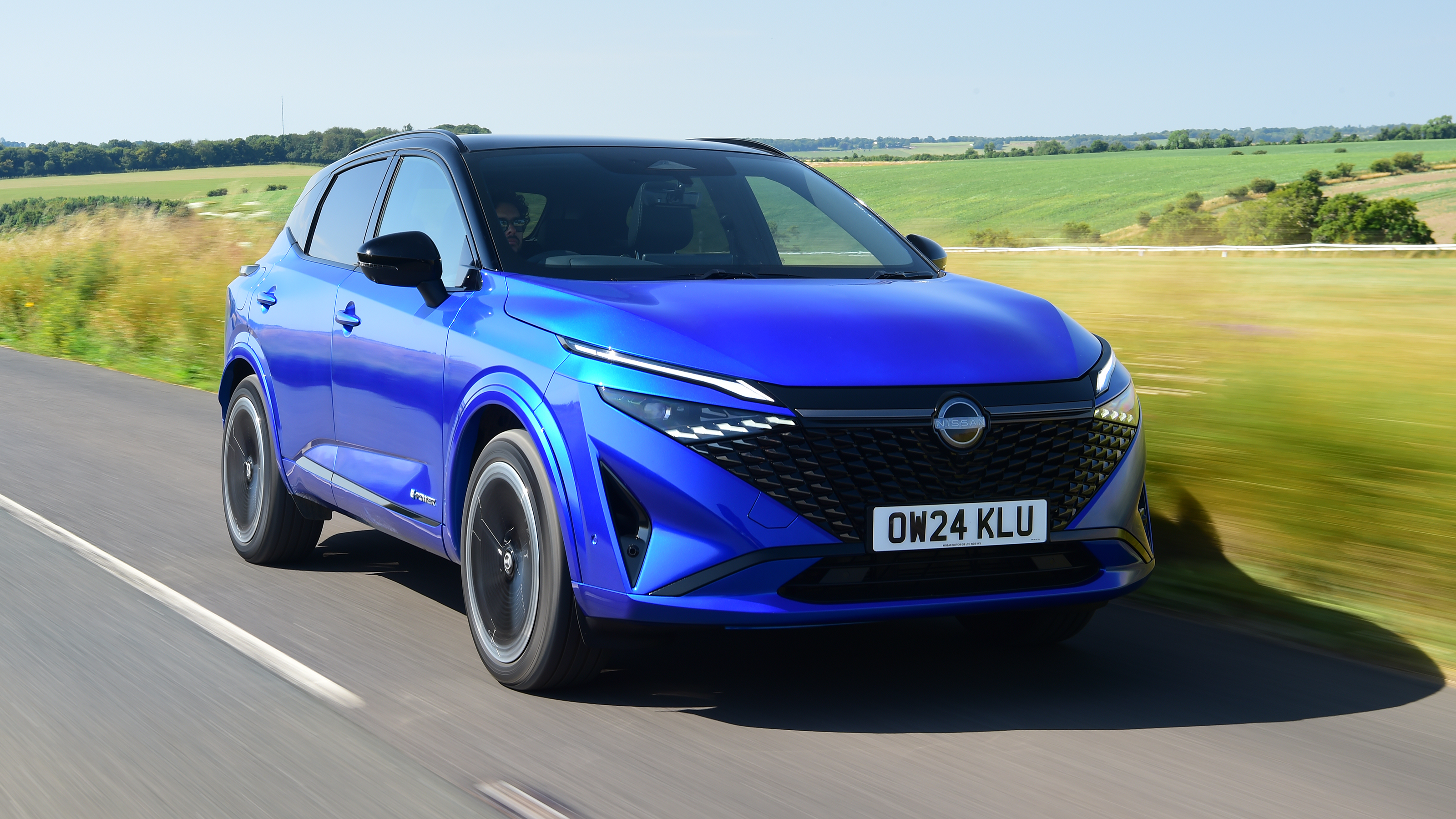 Nissan Qashqai - front tracking 
