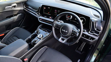 Kia Sportage - front interior