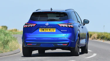 Nissan Qashqai - rear cornering