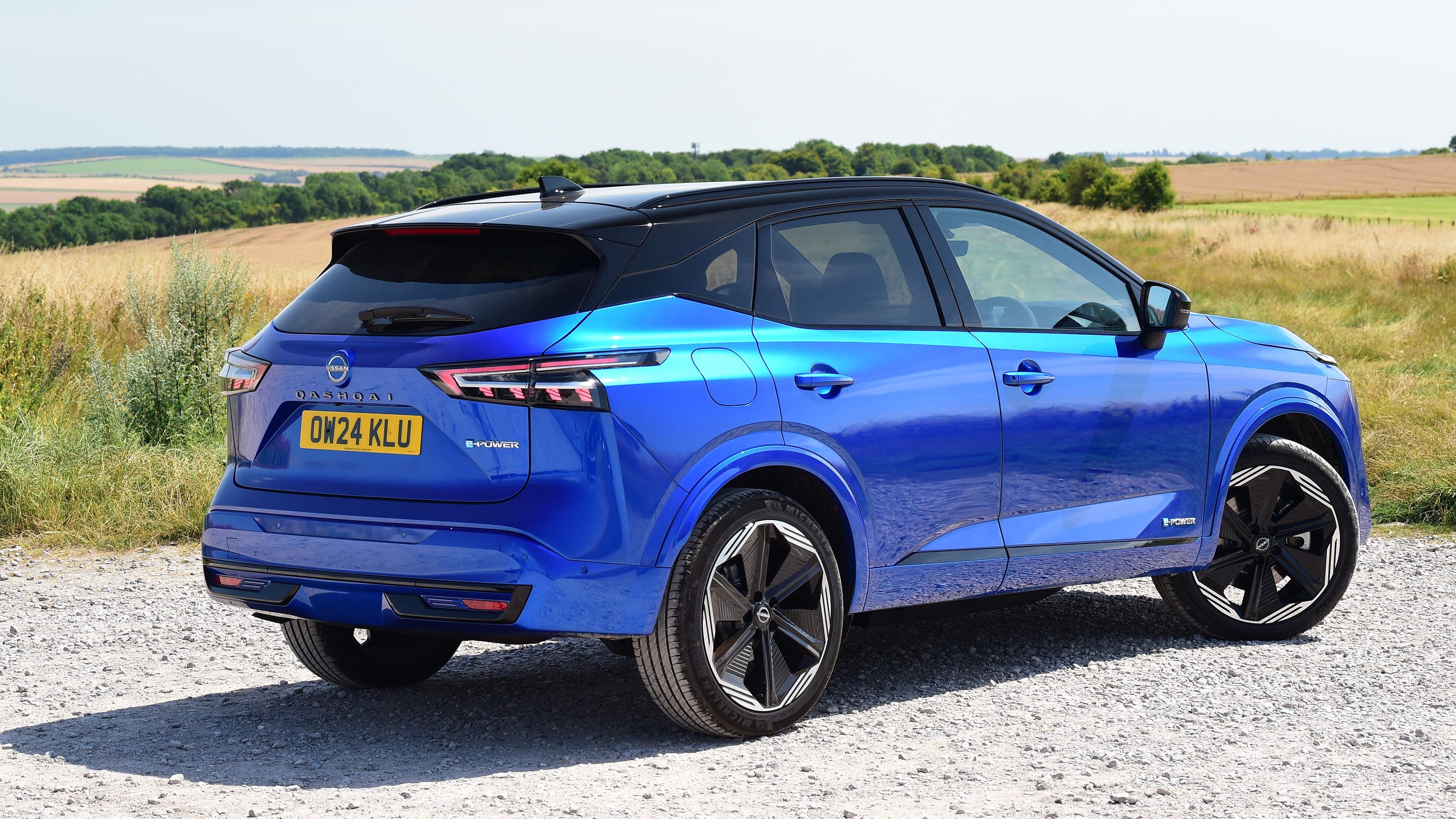 Nissan Qashqai - rear static 