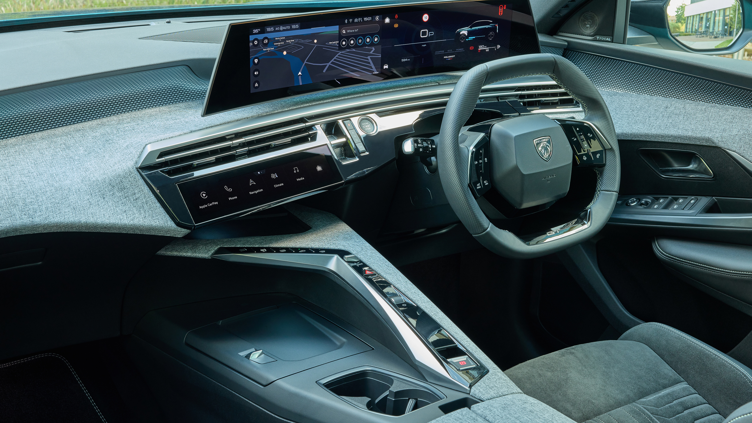 Peugeot 3008 Hybrid - dashboard