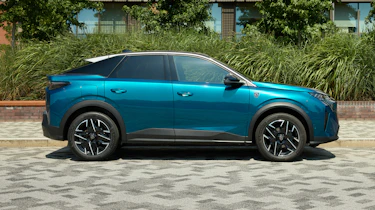 Peugeot 3008 Hybrid - side static