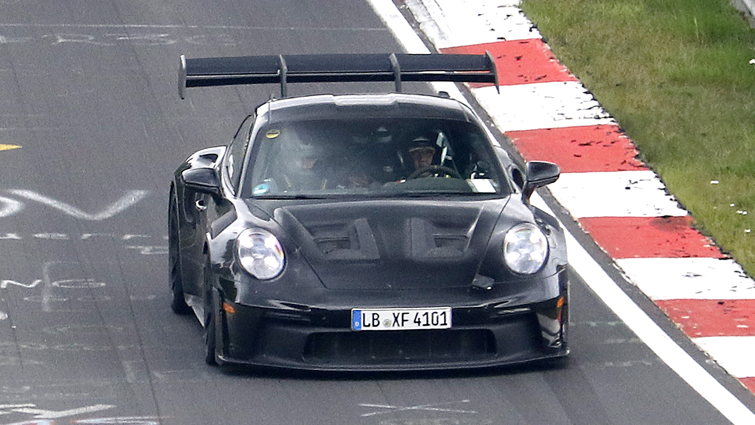 Porsche 911 GT3 RS facelift - front tracking