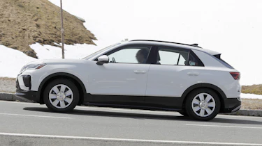 Volkswagen T-Roc spyshot 4