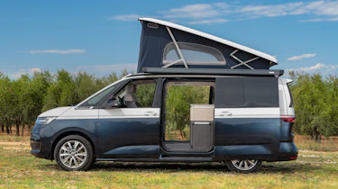 Volkswagen California - side door open