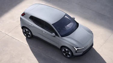 Volvo EX30 Core - front corner overhead