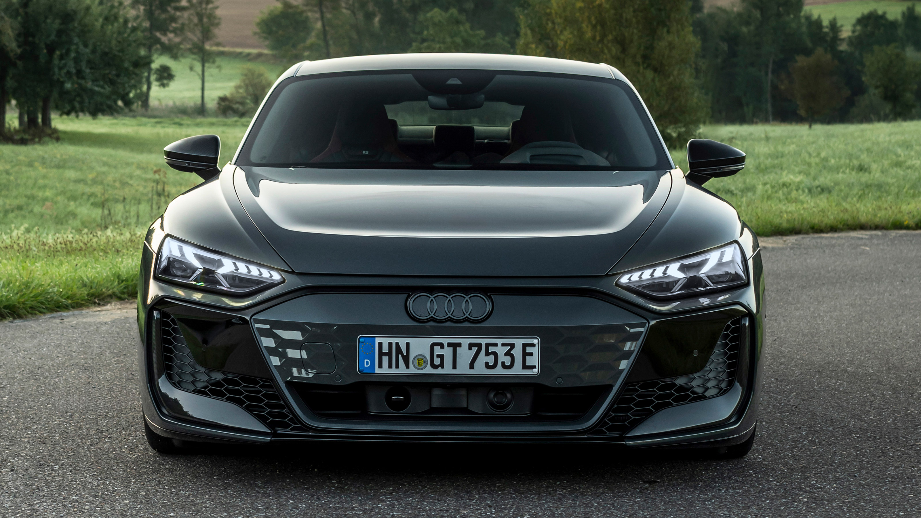 Audi RS e-tron GT - full front static
