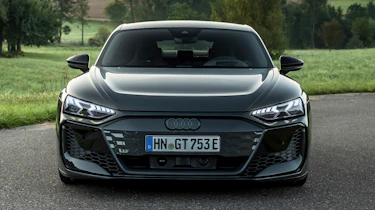 Audi RS e-tron GT - full front static