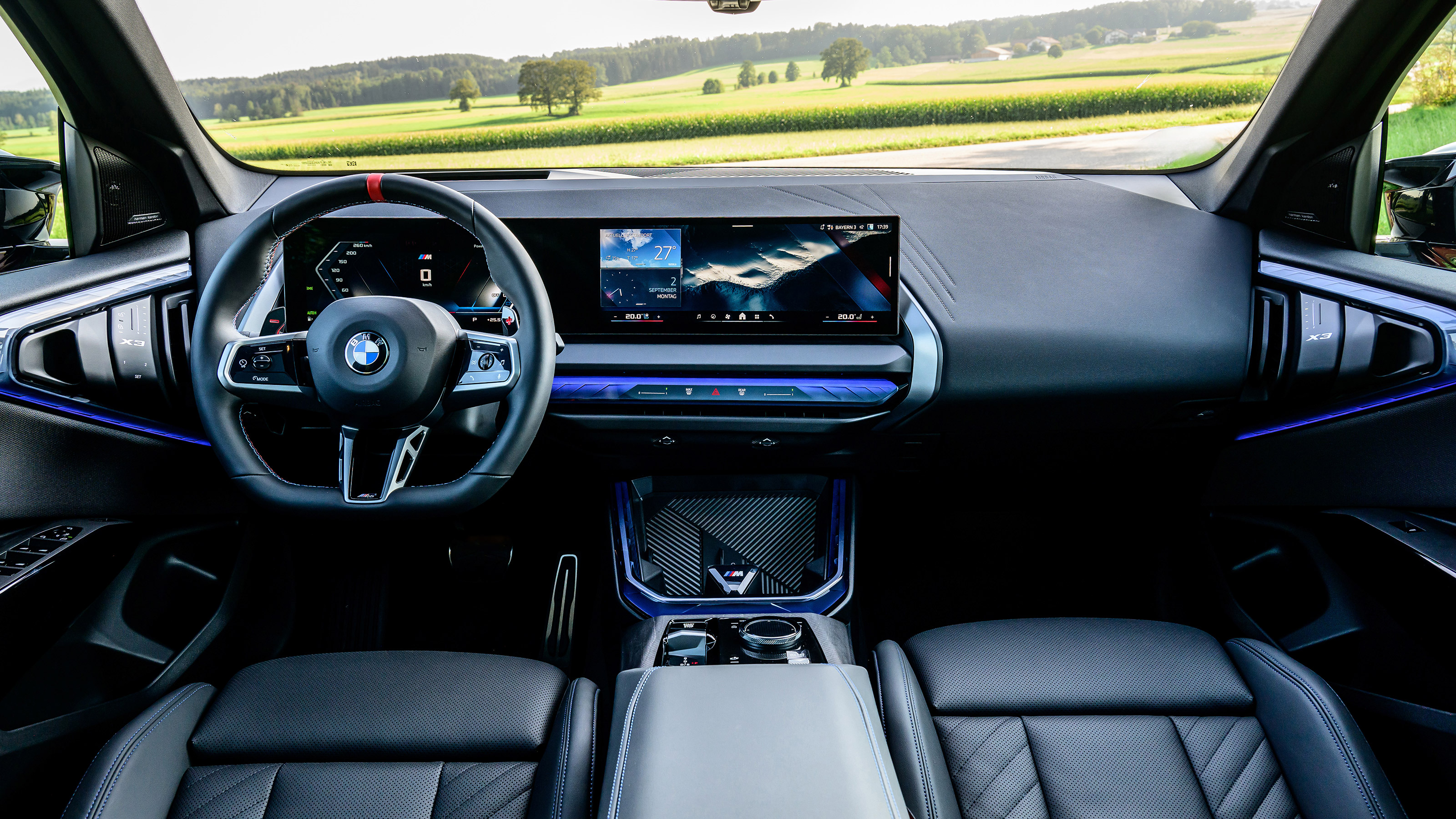BMW X3 - full interior