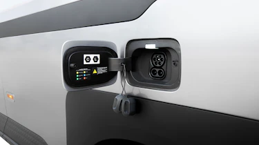 BYD E-Vali - charging port
