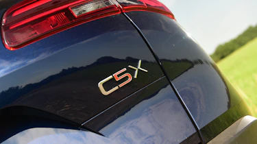 Citroen C5 X - 'C5 X' badge