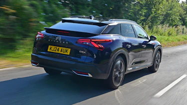 Citroen C5 X - rear tracking