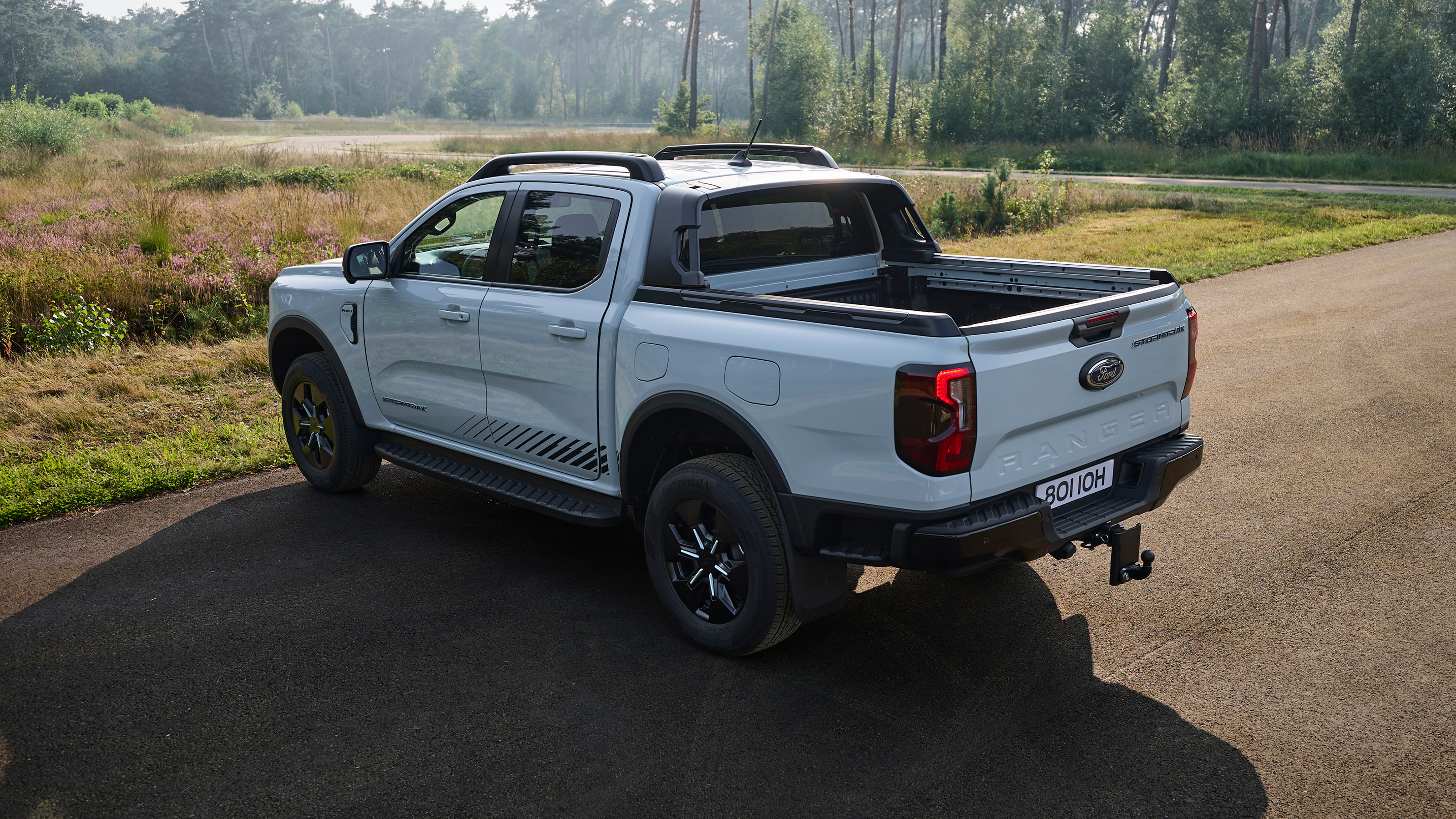 Ford Ranger PHEV - rear static