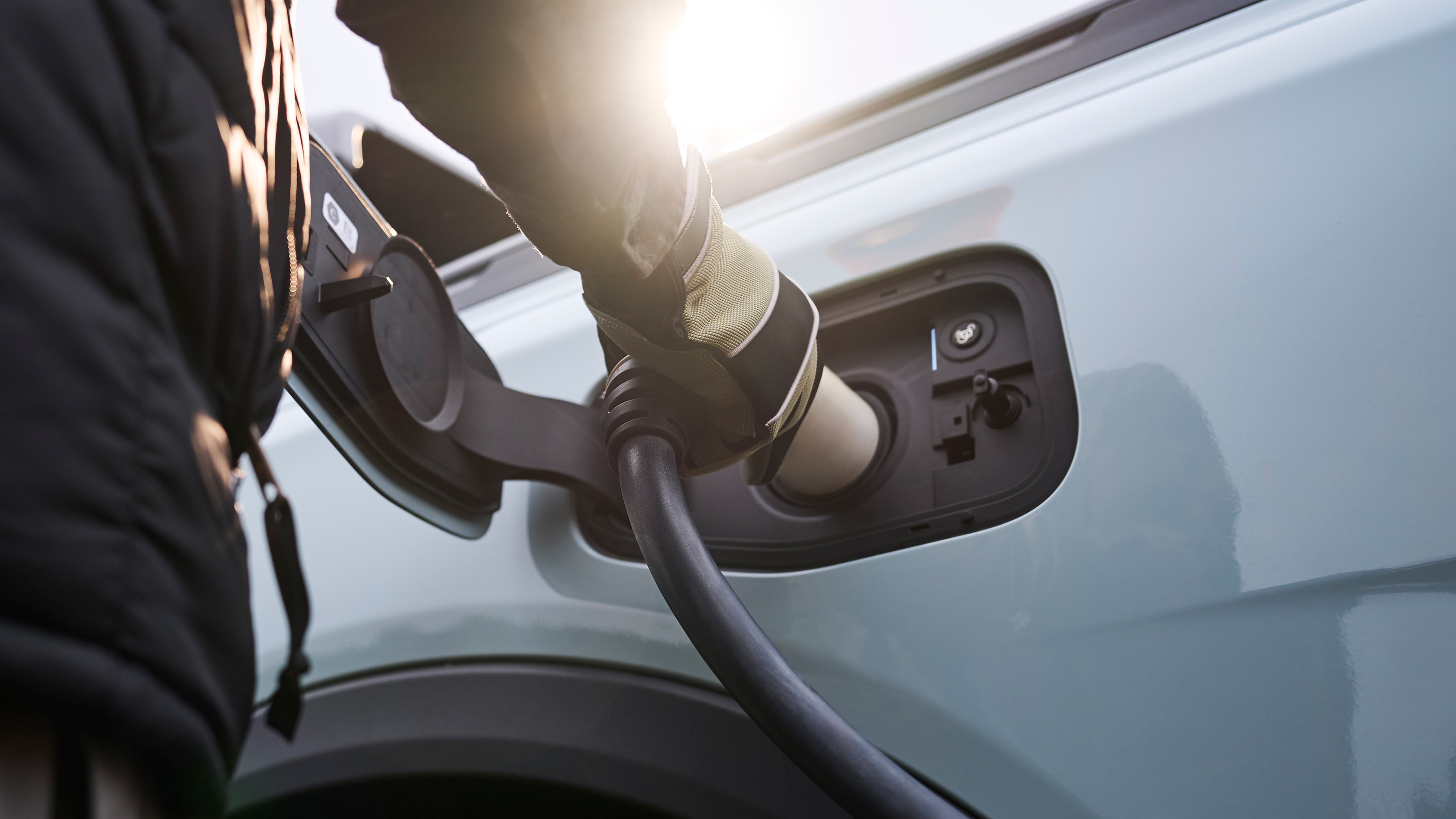 Ford Ranger PHEV - charging port