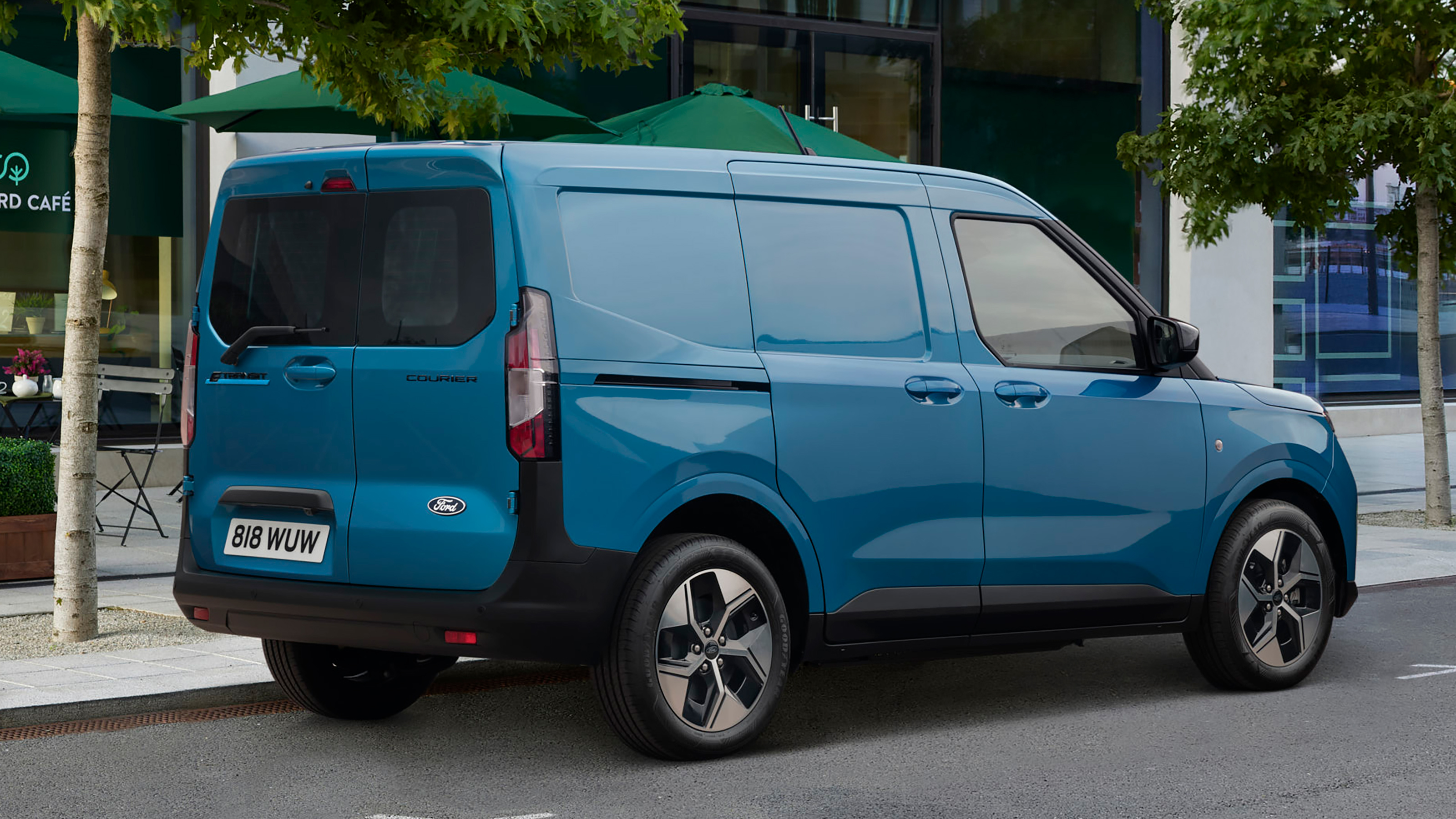 2025 Ford E-Transit Courier - rear 3/4