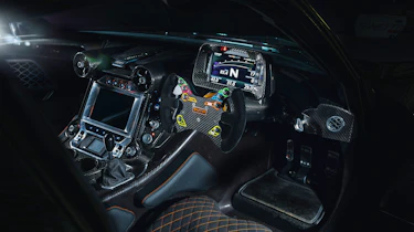 Ginetta Akula - dash
