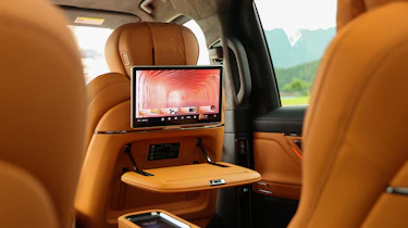 LEVC L380 - seatback screen
