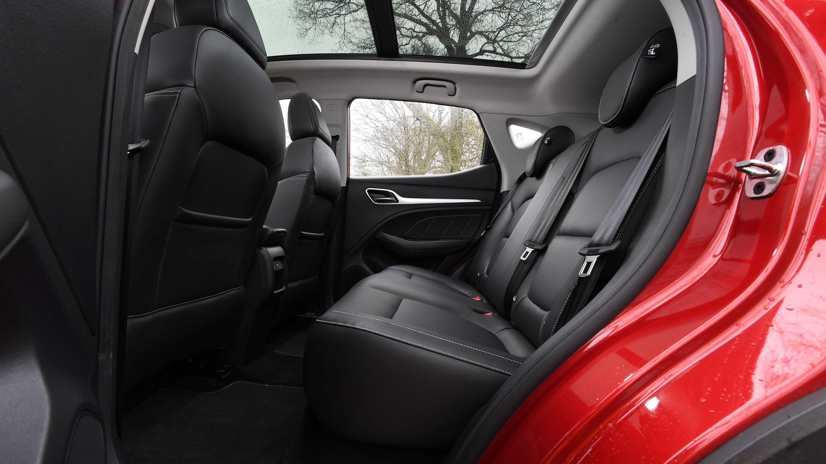 MG ZS Mk1 - rear seats
