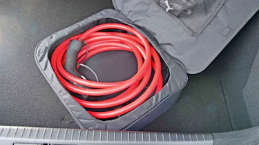Peugeot E-208 - Type 2 charging cable