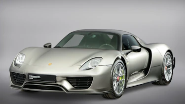 Porsche 918 Spyder - front static