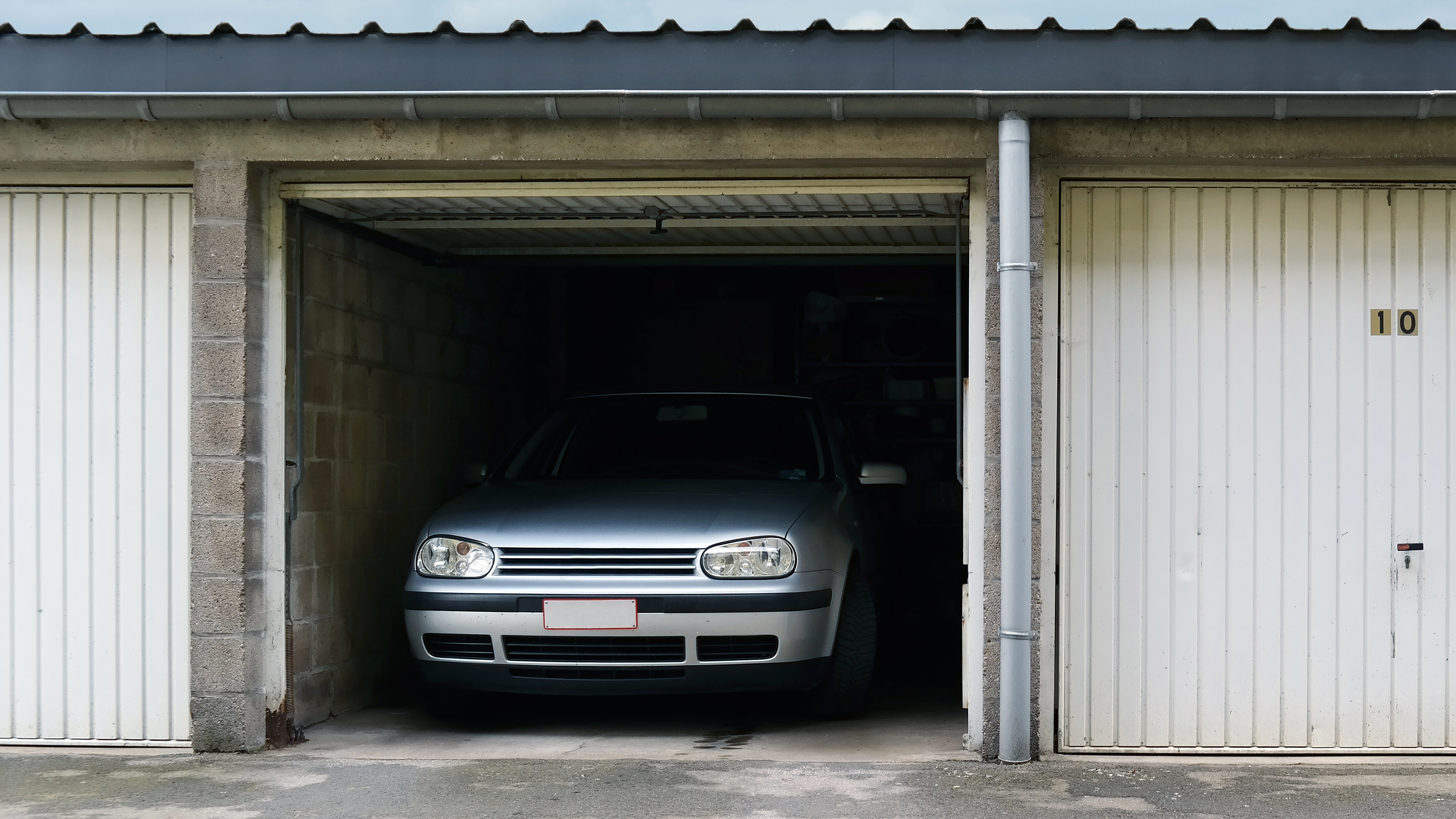 SORN car sat in the garage