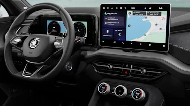 Skoda Kodiaq SportLine - infotainment and steering wheel