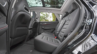 MG HS Mk1 - rear seats
