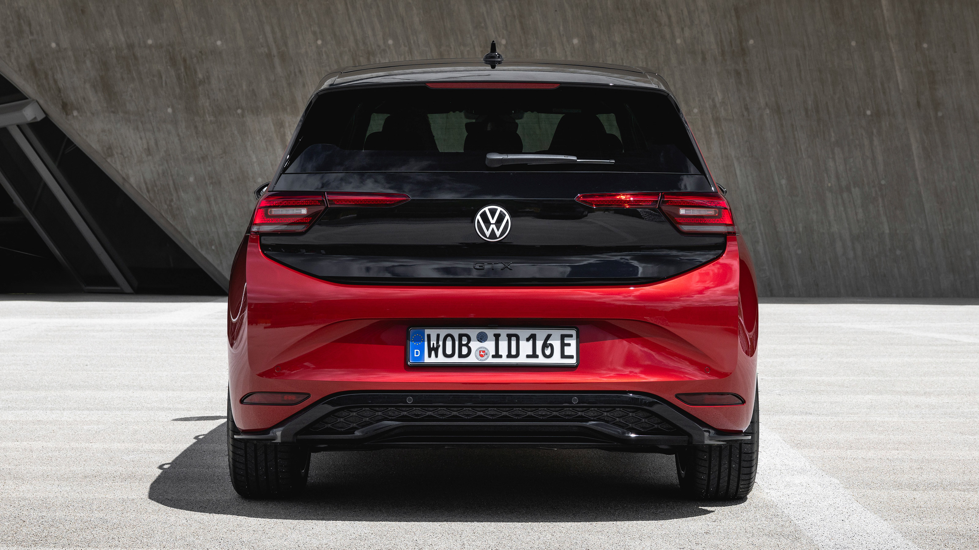 Volkswagen ID.3 GTX - full rear static