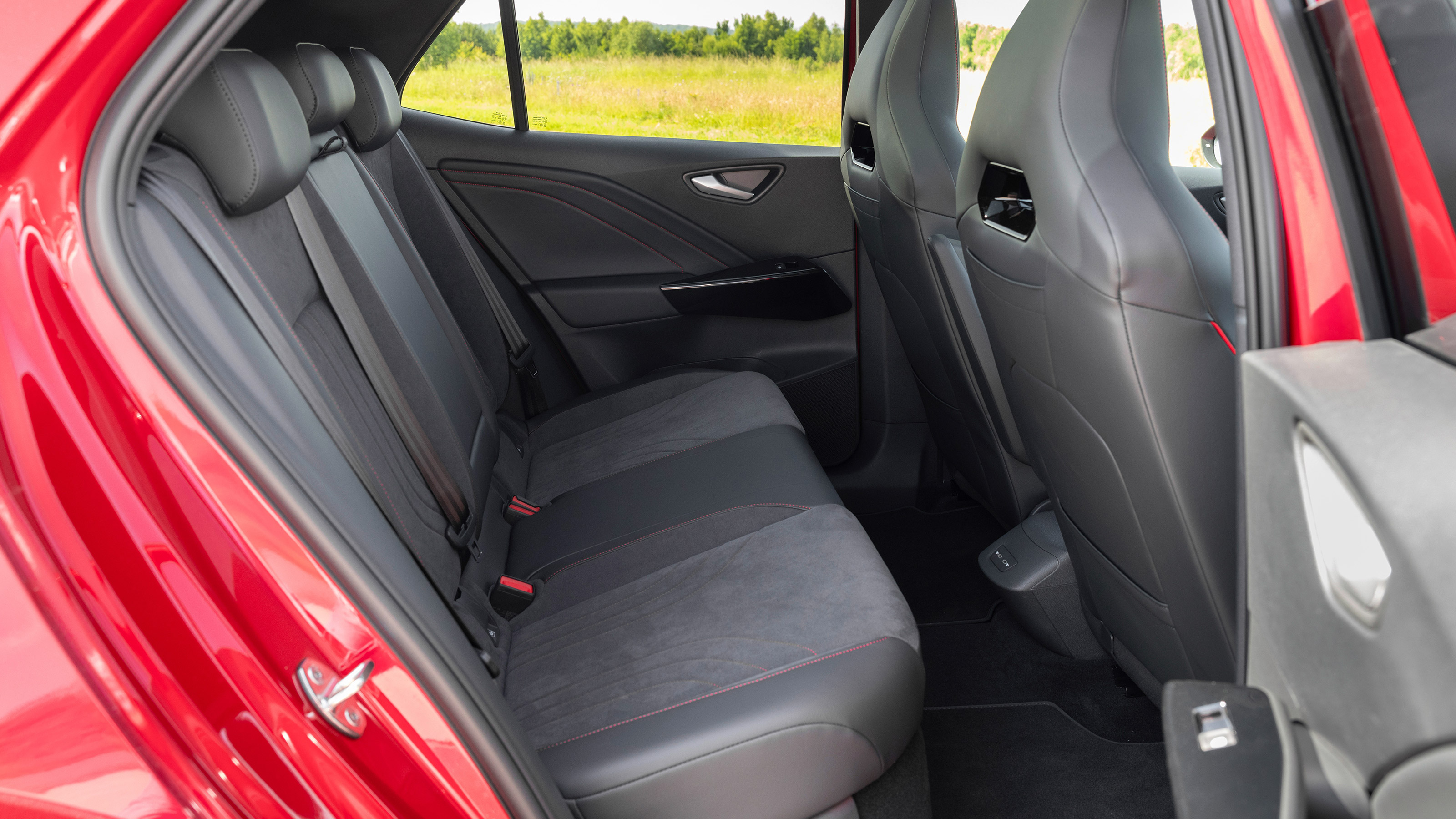 Volkswagen ID.3 GTX - rear seats