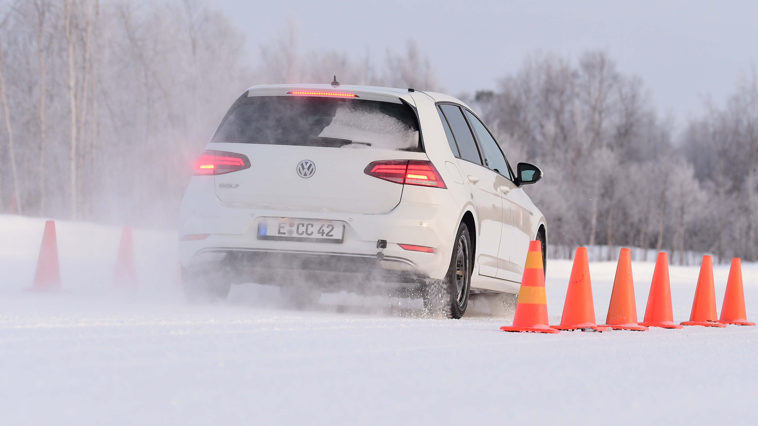 Volkswagen Golf winter tyre testing car - rear action
