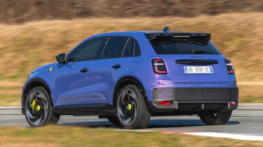 Abarth 600e - rear action