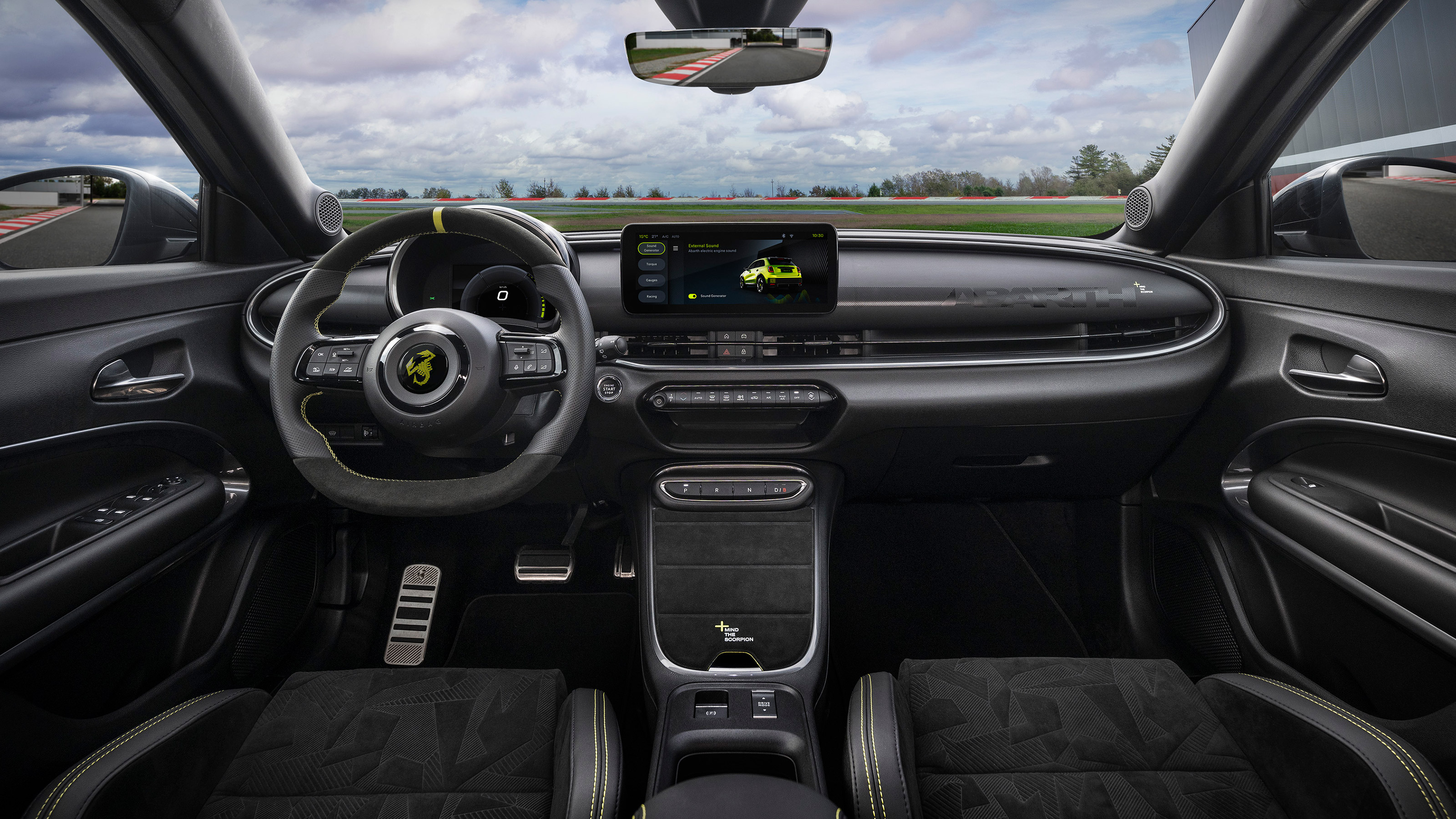 Abarth 600e - dash