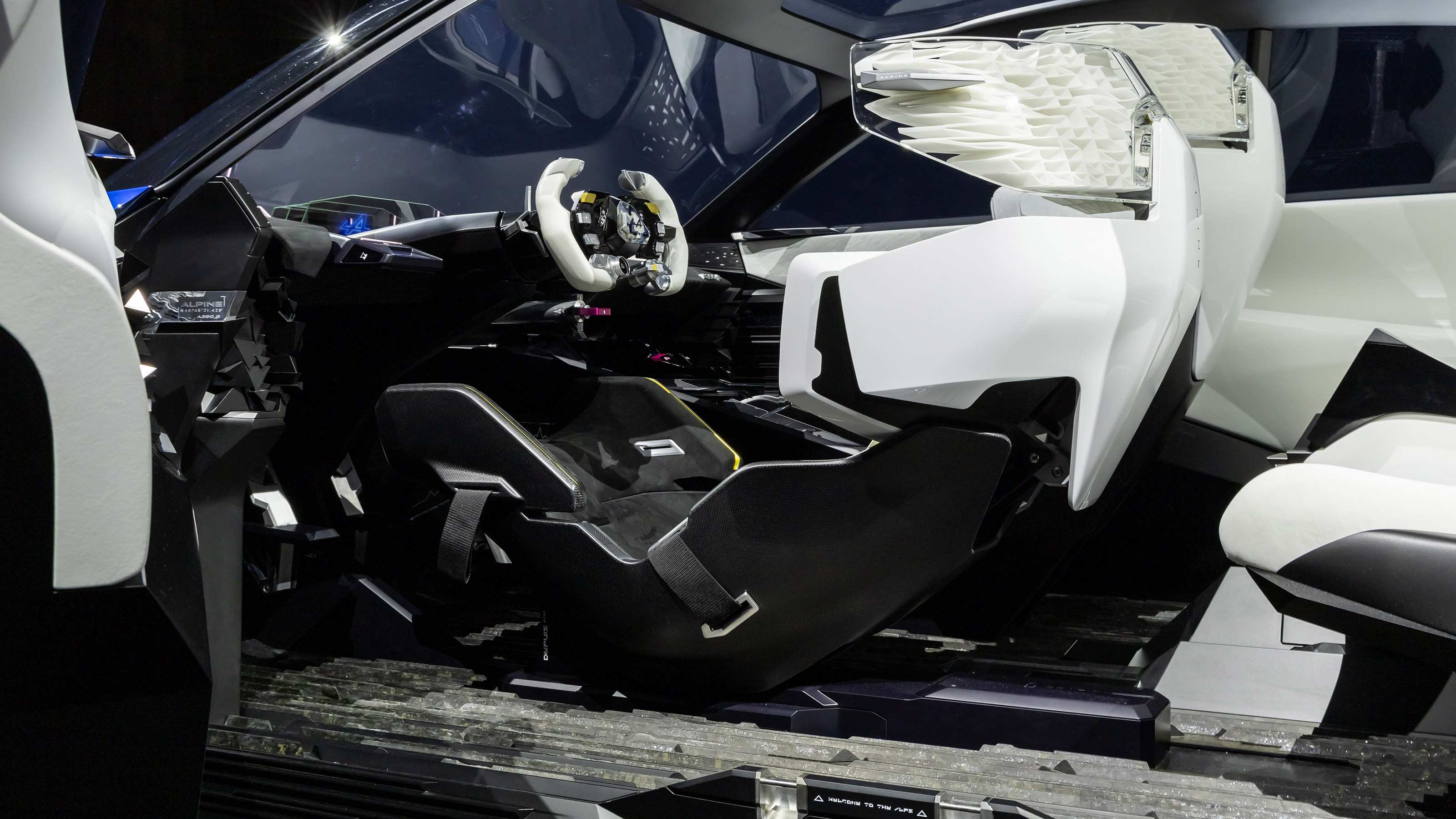 Alpine A390_β concept - interior