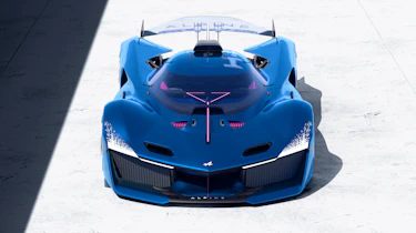 Alpine Alpenglow Hy6 - front (doors closed)