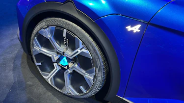 Alpine A390_β concept in Paris - wheel