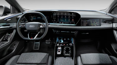 Audi Q6 e-tron Sportback - dash