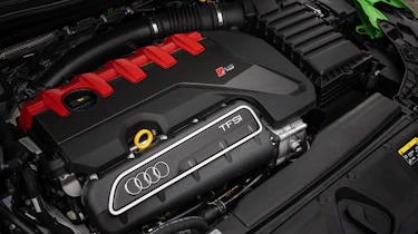 Audi RS 3 - engine
