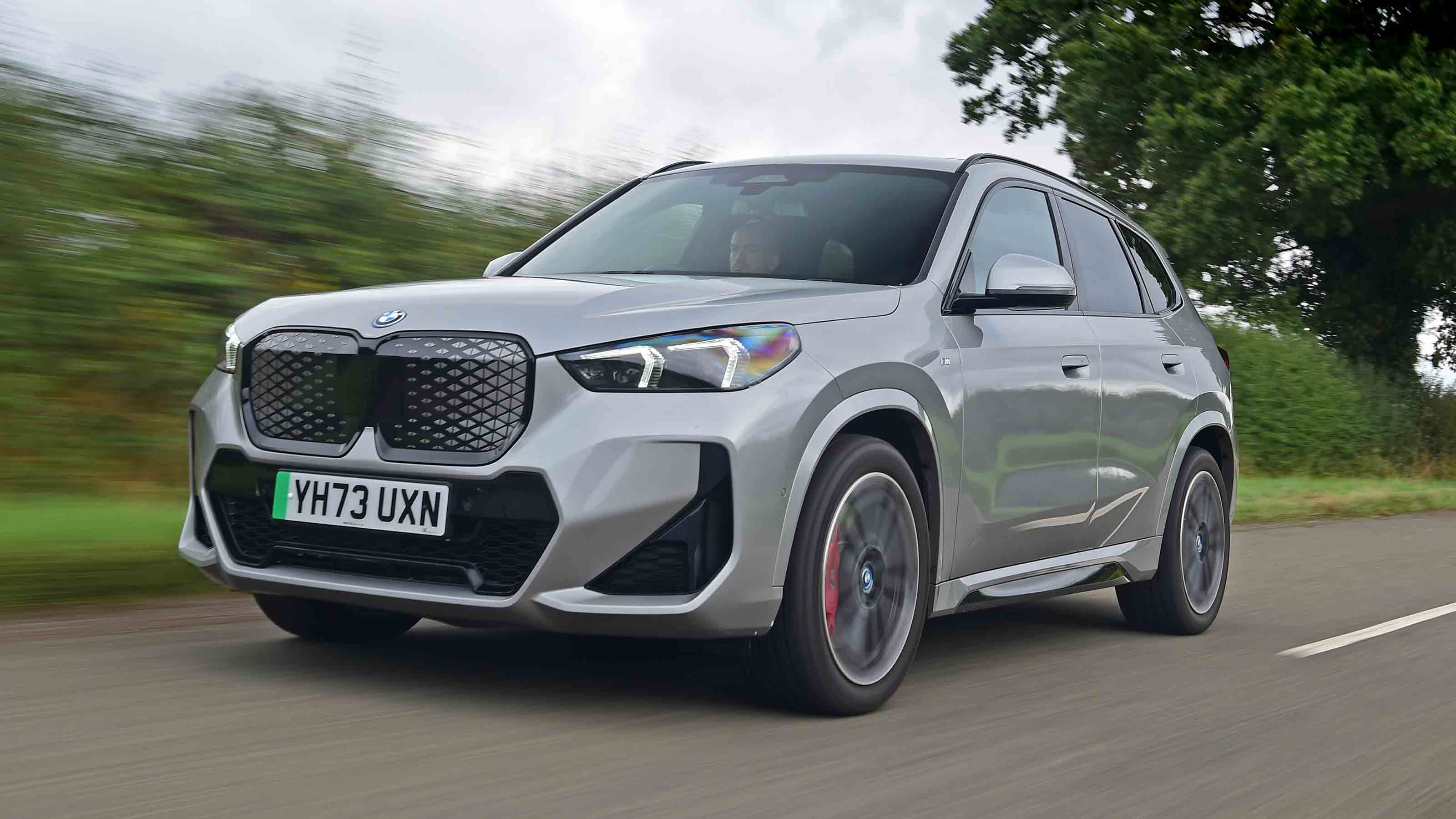 BMW iX1 - main image